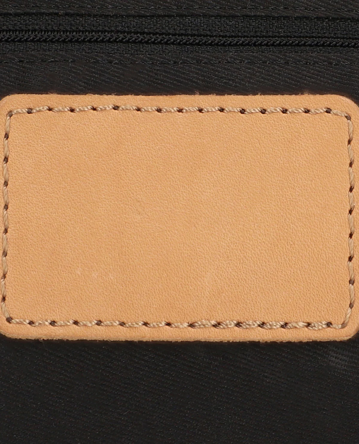 Louise - Image 8