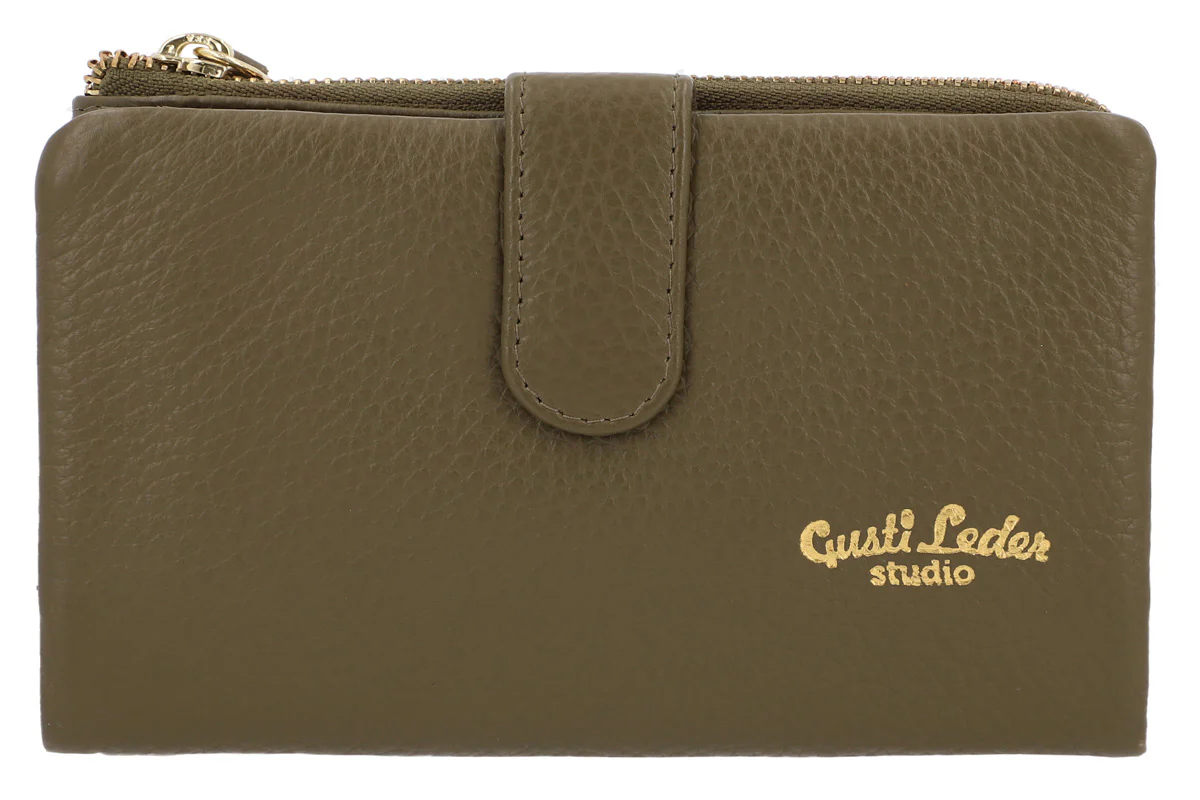 Levi - Image 7